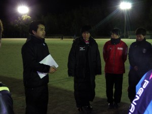 テスト後話をする高橋さん