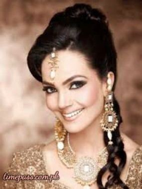 Aamina Sheikh Amna Sheikh age height weight date of birth education affair