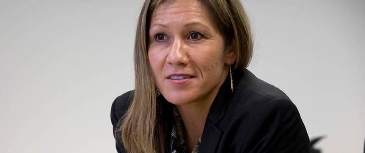 Amanda Renteria httpsmedia2snbcnewscomjnewscms201516979