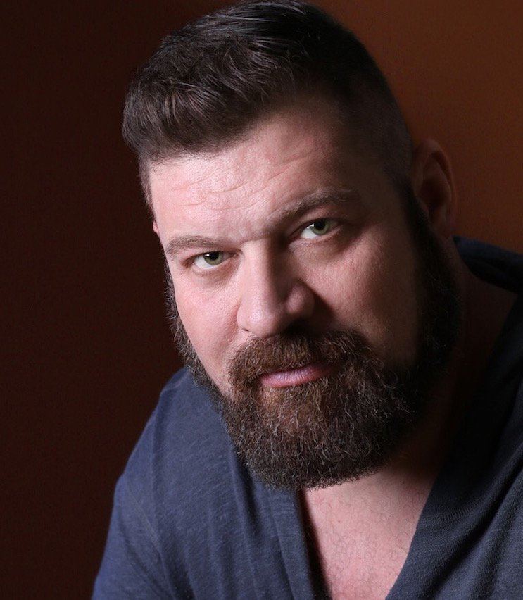 Brad William Henke OITNBs Brad William Henke Talks Openly Gay Papa Bear Piscatella