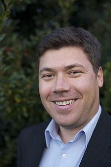 Dario Mutabdzija httpsuploadwikimediaorgwikipediacommonsthu