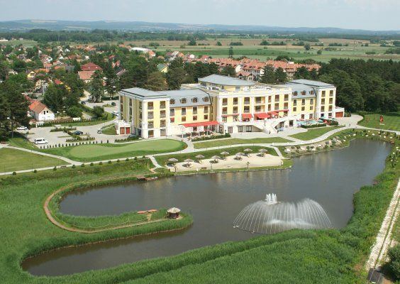 Göd bookinghotel7comphotosgodhotelspoluspalace