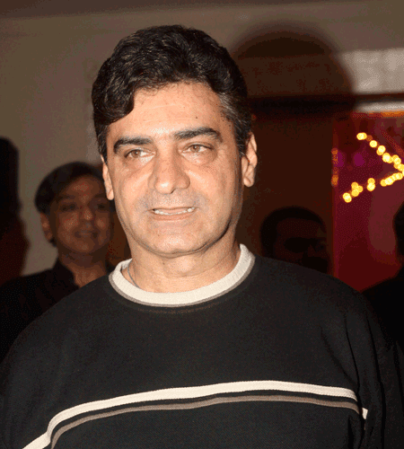 Indra Kumar Indra Kumar Photos Indra Kumar Photo Gallery Veethi