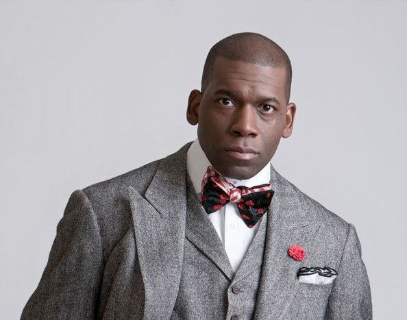 Jamal Harrison Bryant pastormidshotjpg