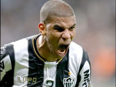 Leonardo Silva Gol de Leonardo Silva AtlticoMG 2 x 2 Internacional 06