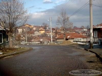 Peshtera wwwpicturesofbulgariacomusrphotos1136399038min