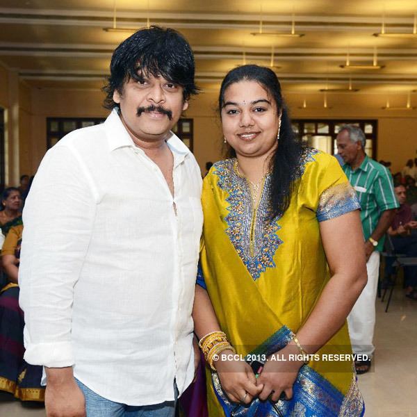 Rajhesh Vaidhya Rajhesh Vaidhya poses with Charu during the wedding