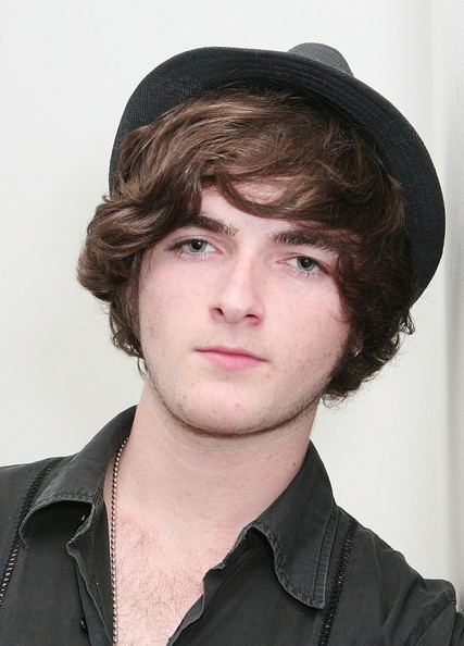 Sam Parsonson Sam Parsonson Photos Zimbio