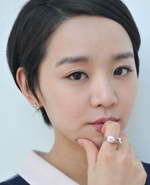 Shin Hye-sun asianwikicomimages552ShinHyeSunp1jpg