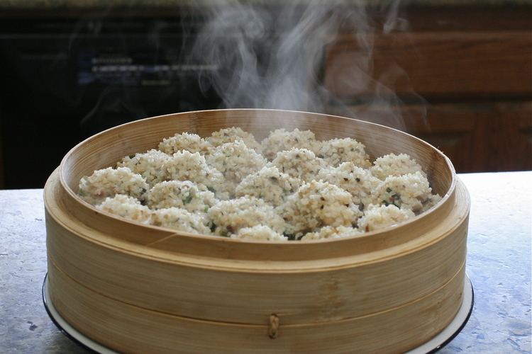 Steamed meatball FOODjimoto Chinese Steamed Meatballs with Rice Powder