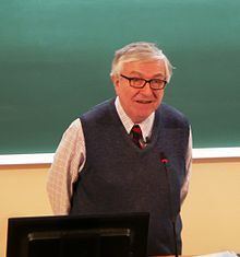 Stephen Bann httpsuploadwikimediaorgwikipediacommonsthu