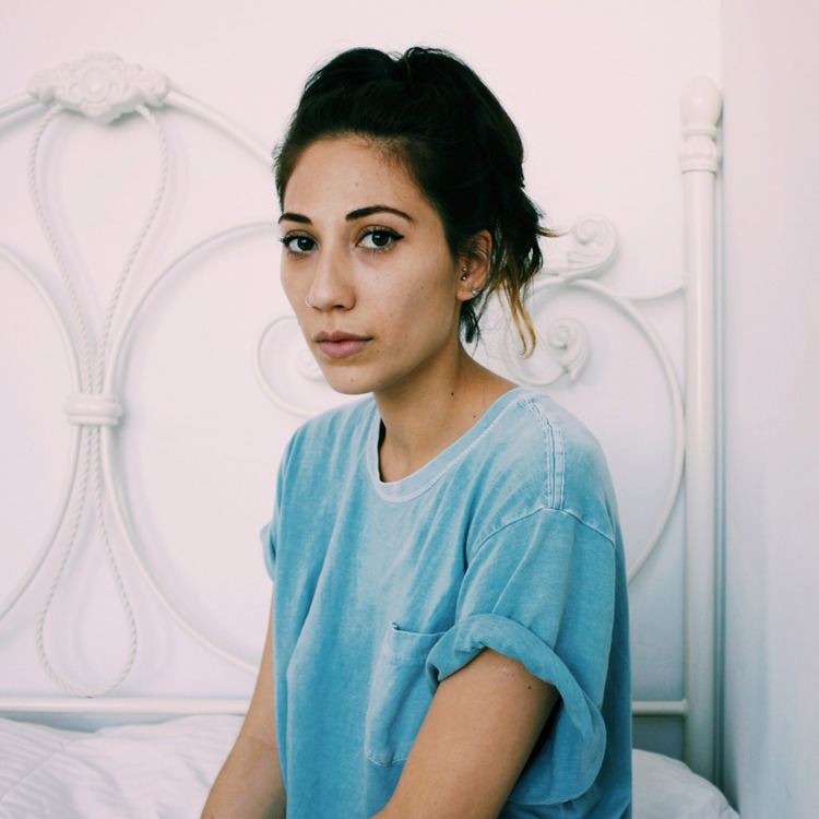 Tei Shi assetsrollingstonecomassets2014articleadder