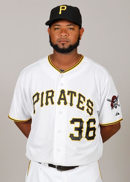 Yamaico Navarro Yamaico Navarro Photos Pittsburgh Pirates Photo Day Zimbio