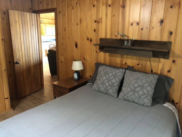 Main floor bedroom – queen bed
