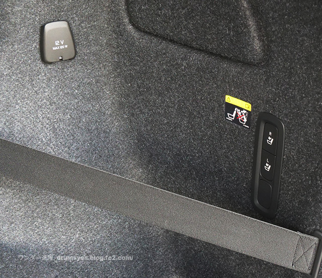 VOLVOXC40_78.jpg