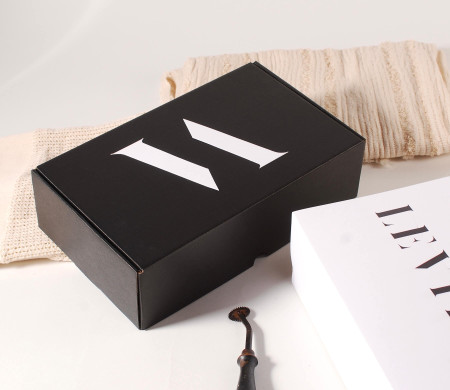 Durable self-assembly shipping box | Microflute cardboard
