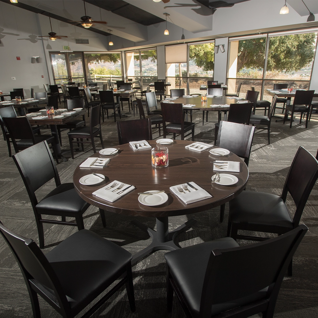 dining room at the restaurant at Kellog Ranch
