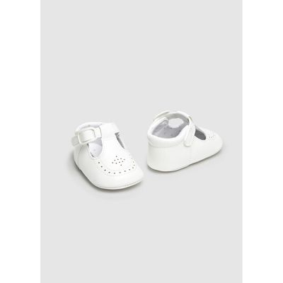 WHITE SHOE PINHOLE TRIM BOYS / 9893-062 WHITE SHOE PINHOLE TRIM BOYS / 9893-062