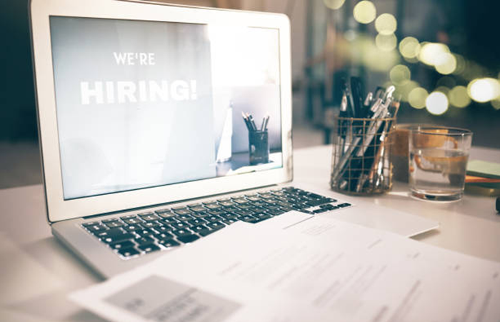 Job Vacancy for a Customer Service of a Bank West at Winnipeg, Manitoba Canada 1 Job Vacancy for a Customer Service of a Bank West at Winnipeg,