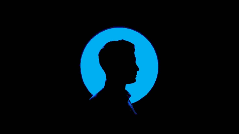 Tips to Choose a Perfect Profile Picture for TikTok 4 Choose a Simple Background