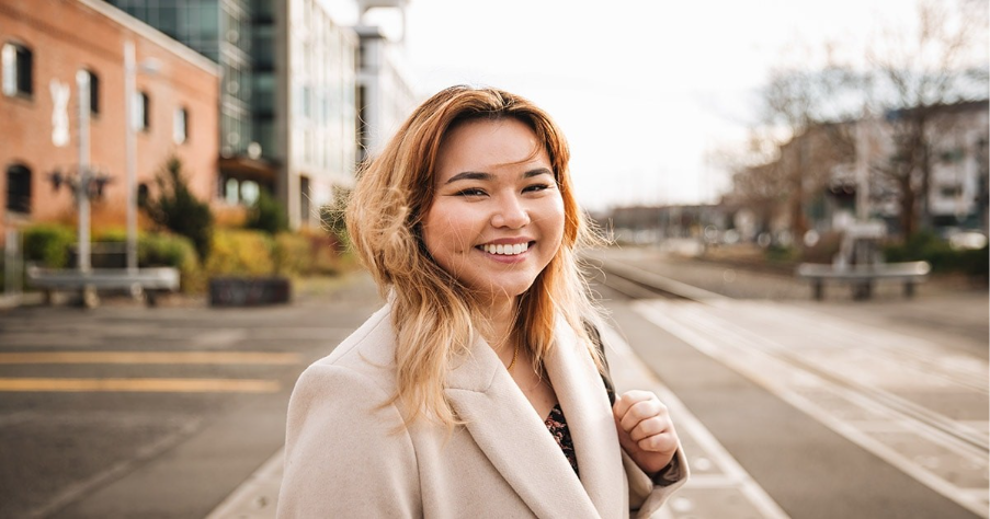 Tips to Choose a Perfect Profile Picture for TikTok 2 Focus on Your Face (If You’re a Personal Brand)