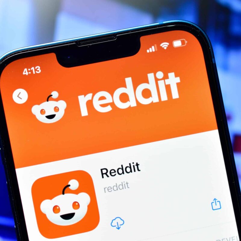 New,Delhi,,India,28,April,2024,:-,Reddit,Social,Media Reddit mobile app.