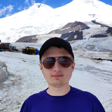 Максим Слипенко