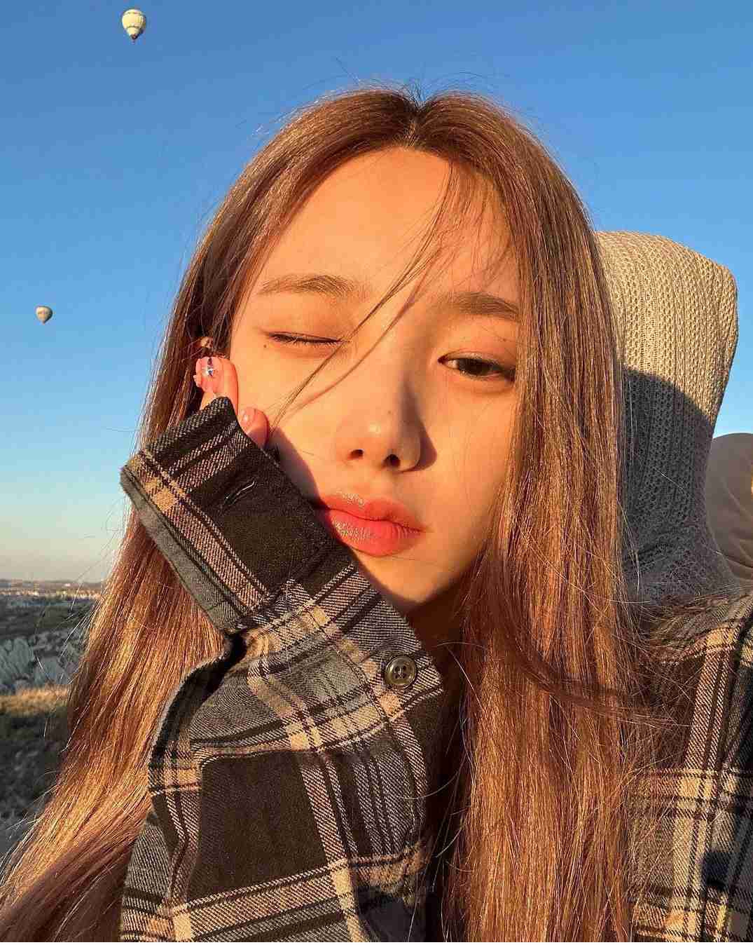 Aghnia Alesha🎭's Farcaster avatar