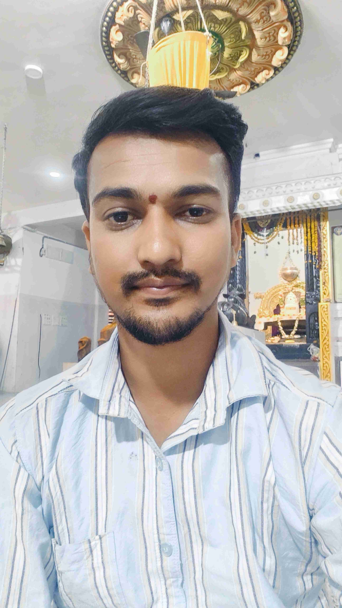 vadithya srinivas (luckysri) Farcaster social identity (Fname handle) PFP
