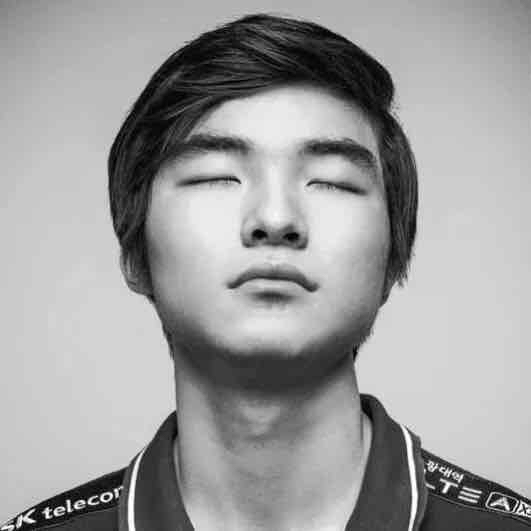 fake🎩 (skt1) Farcaster social identity (Fname handle) PFP