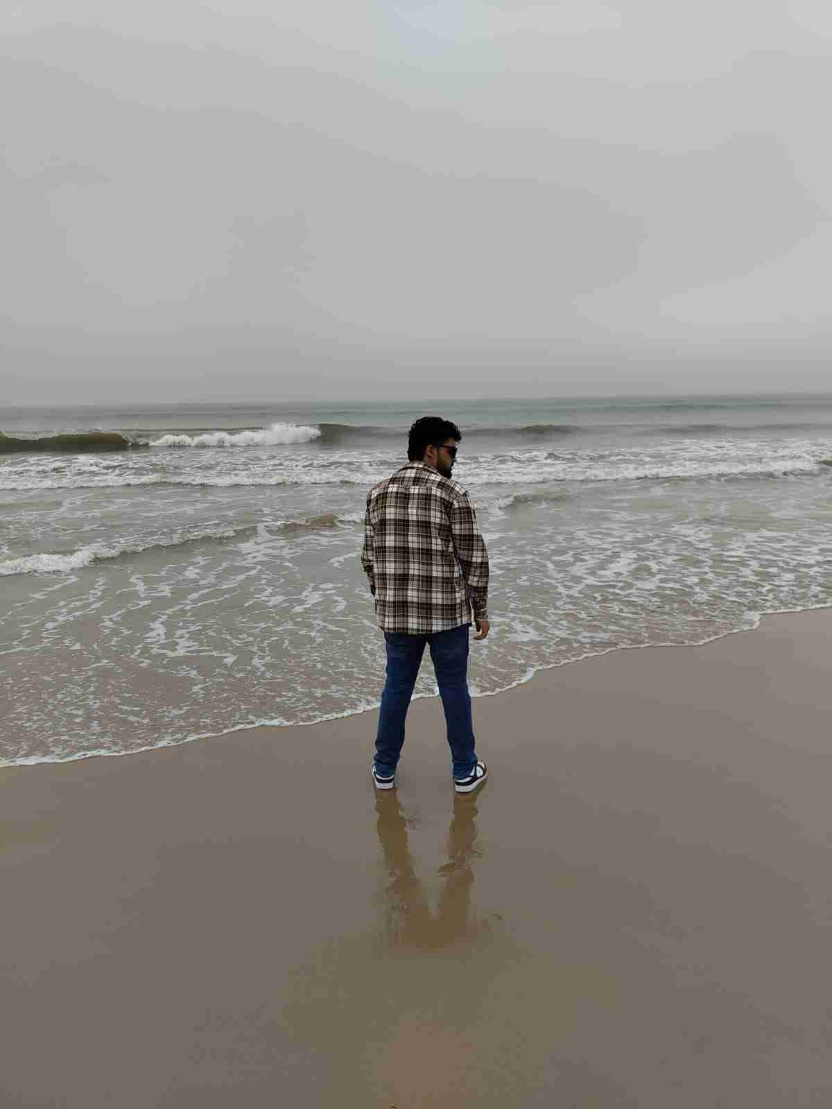 DHRUV (dhurv) Farcaster social identity (Fname handle) PFP