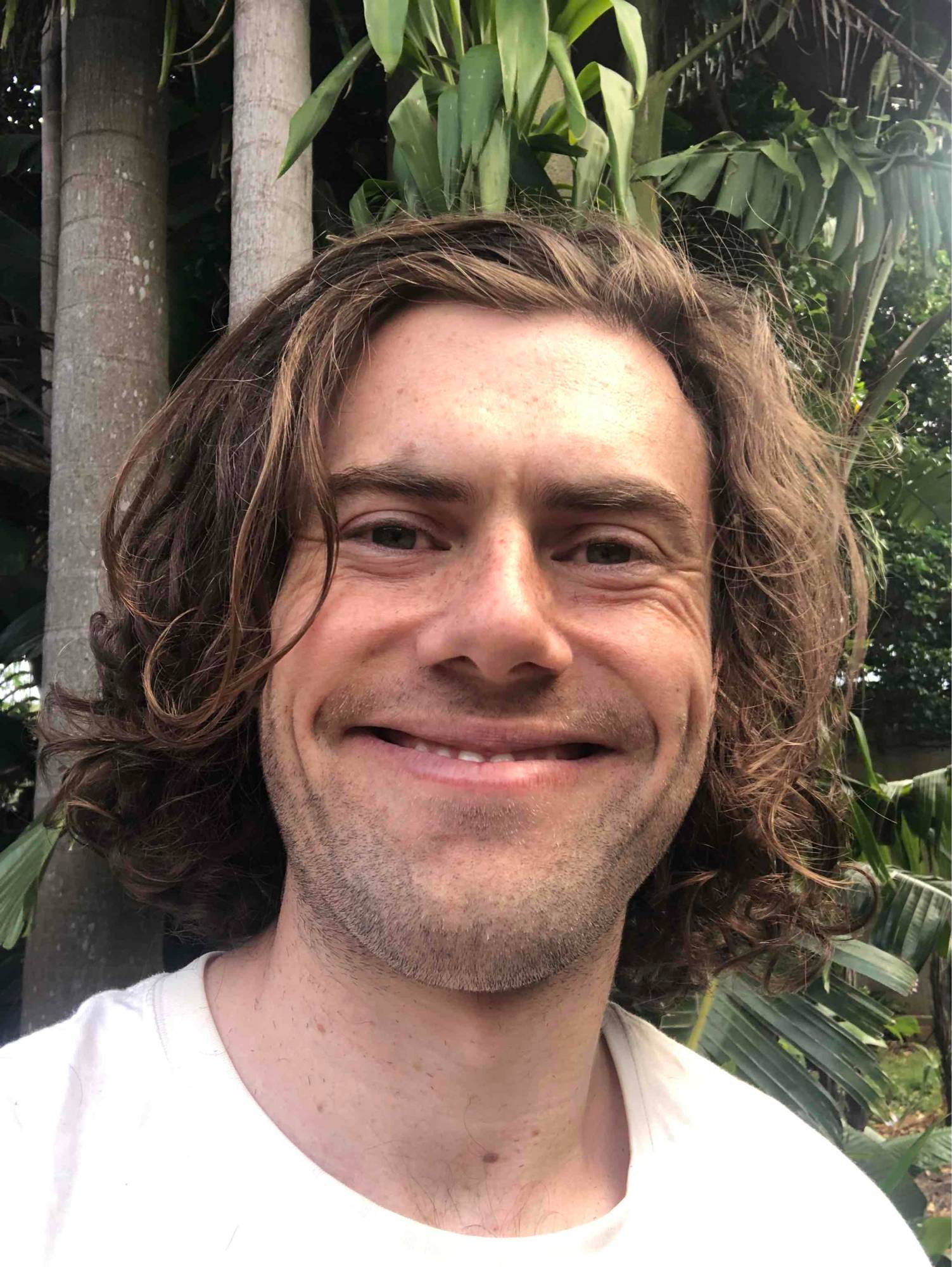 Alex Bissell (carbonlinked.eth) Farcaster social identity (Fname handle) PFP