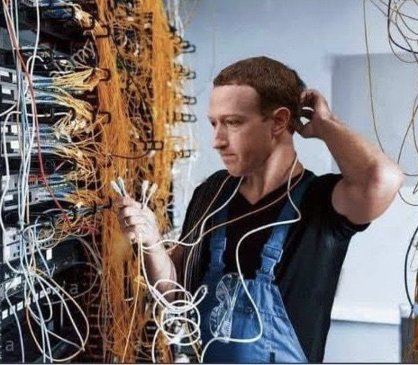 Dedek Laksmana (varesh) Farcaster social identity (Fname handle) PFP