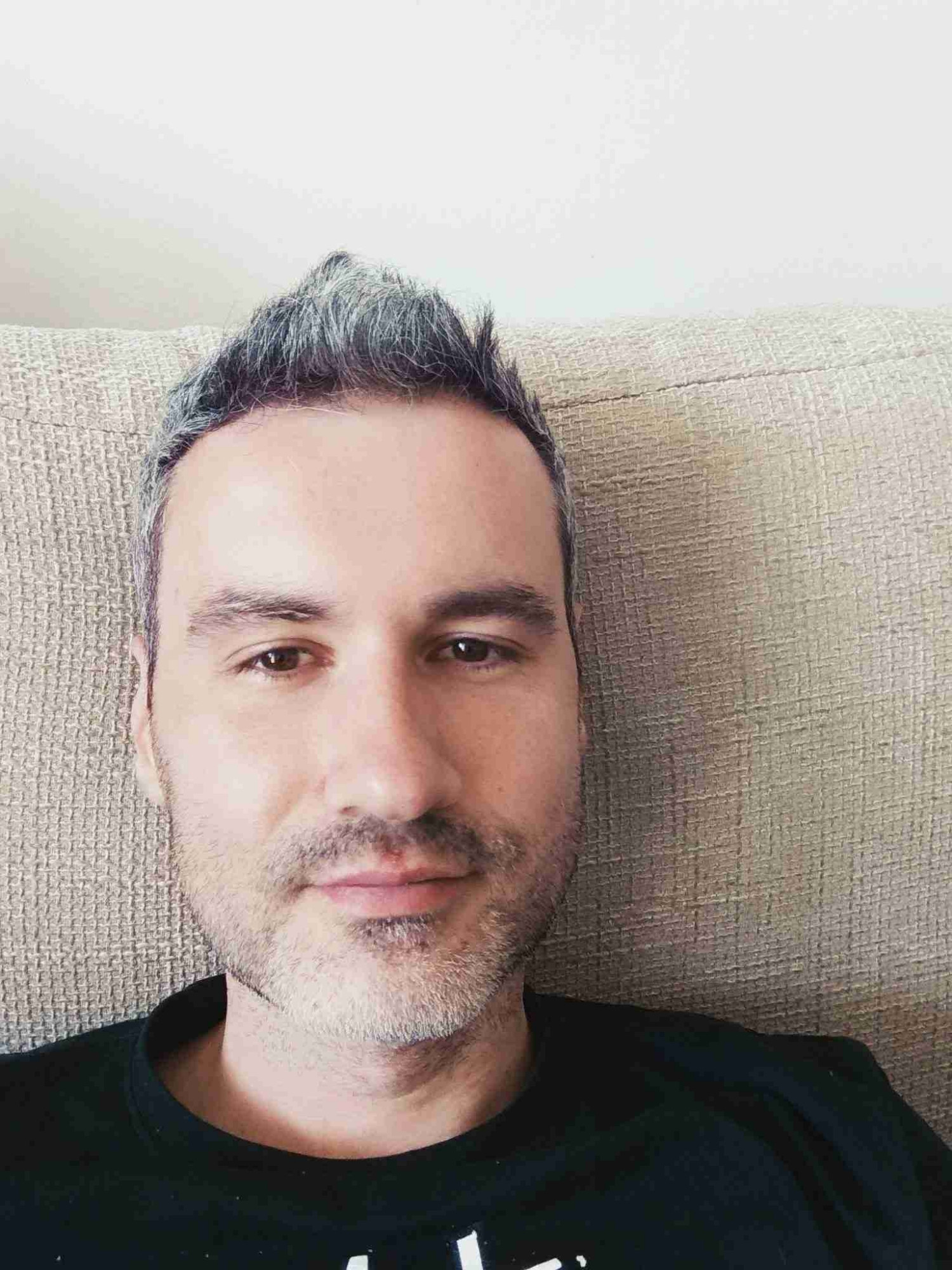 Michal (mishus) Farcaster social identity (Fname handle) PFP