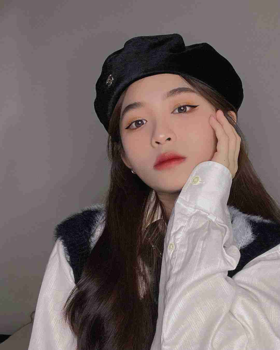 newSuvii ๐ (newaz) Farcaster social identity (Fname handle) PFP