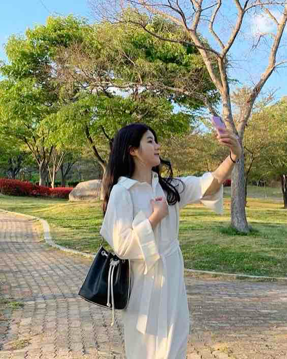 🌼 Kkot Kim 🇰🇷 's Farcaster avatar