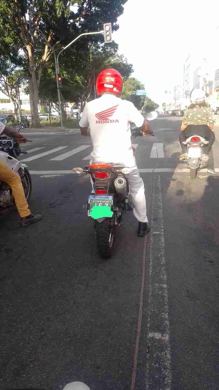 Rayla Roberto (rayllaro) Farcaster social identity (Fname handle) PFP