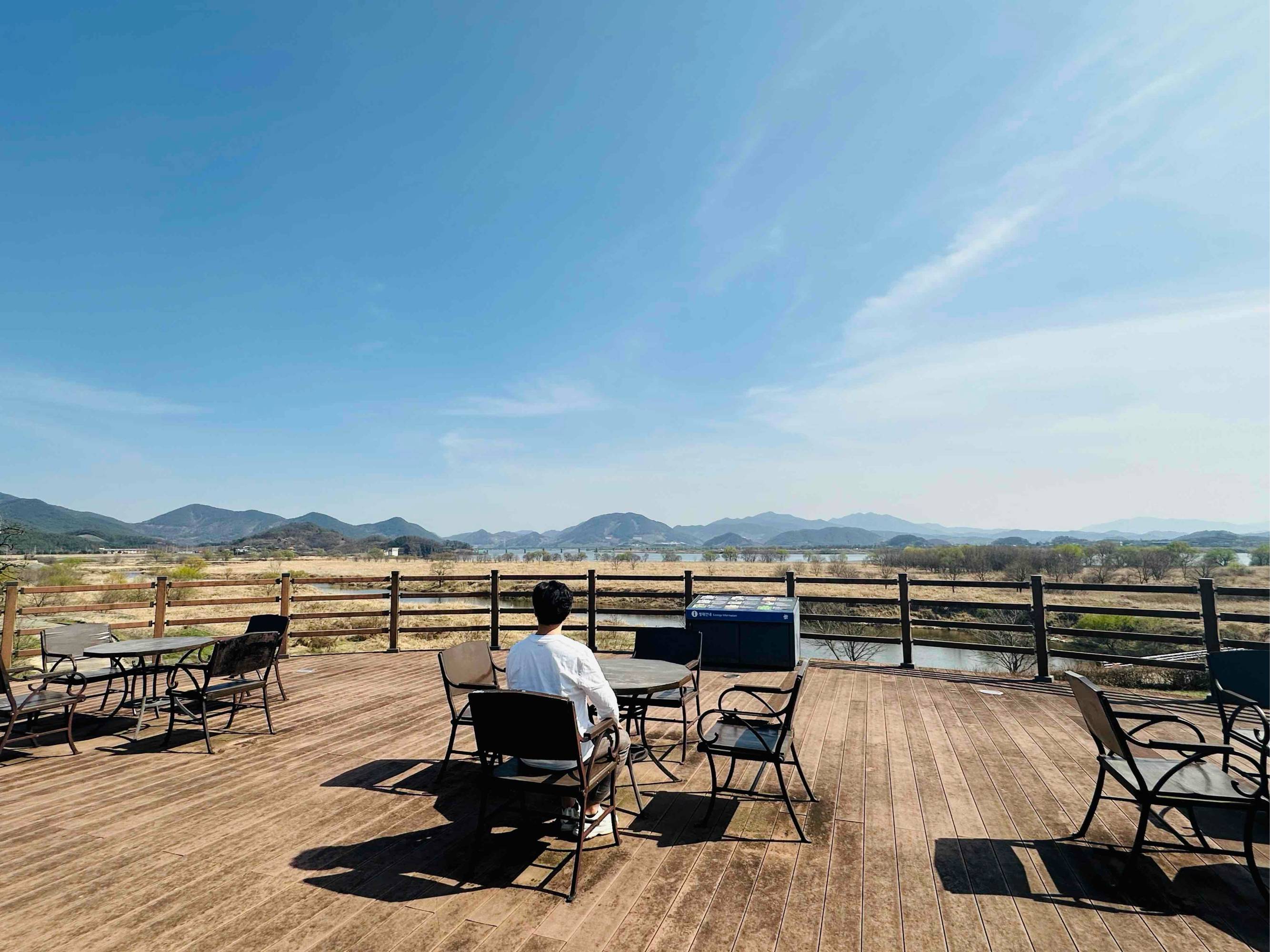 Jun (moon5689) Farcaster social identity (Fname handle) PFP