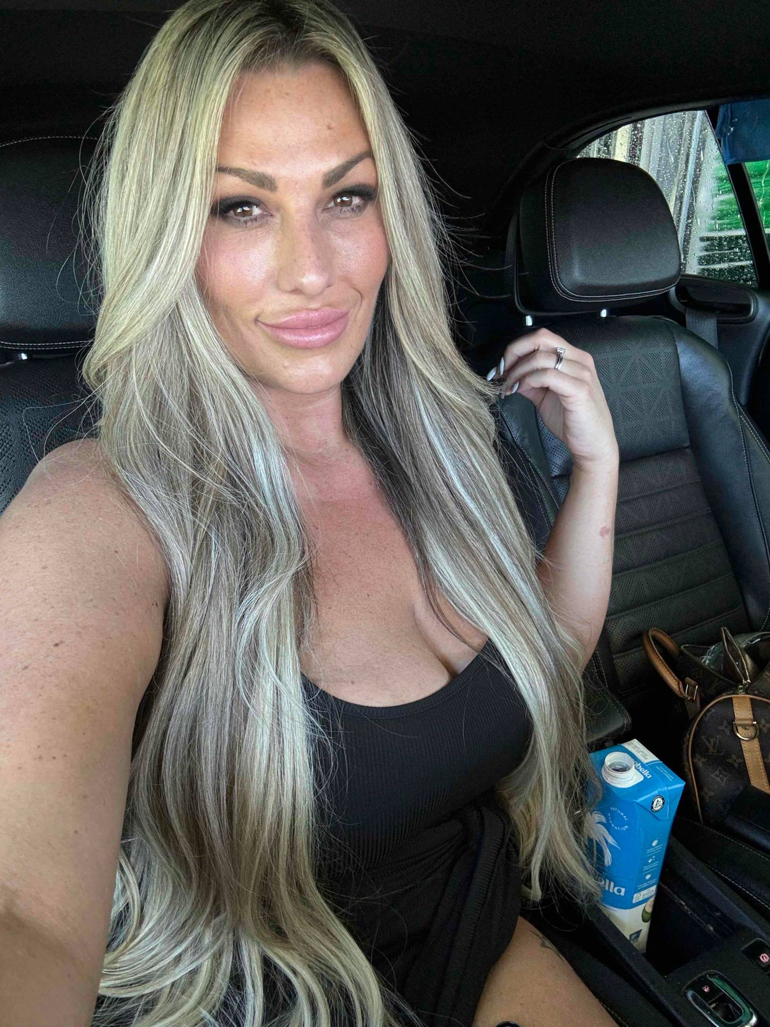 Jade John (jadej) Farcaster social identity (Fname handle) PFP