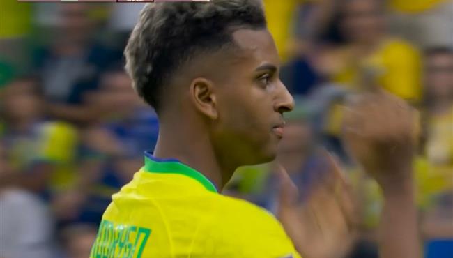 رودريجو كاد ان يسجل هدف للبرازيل امام سويسرا في كأس العالم