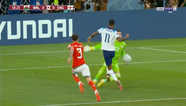 تصدي حارس مرمي ويلز يحرم راشفورد من تسجيل هدف