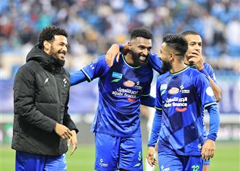 فيديو الفتح يقسو على الشباب برباعية ويكبده الخسارة الأولى في الدوري السعودي
