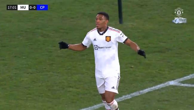 هدف مانشستر يونايتد الاول في مرمي كريستال بالاس مارسيال