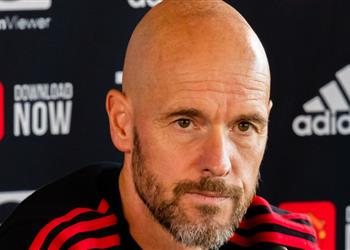 مانشستر يونايتد يسابق الزمن لحسم 5 صفقات وينافس برشلونة على ظهير ليون