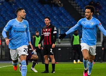 فيديو لاتسيو يكتسح ميلان برباعية نظيفة في الدوري الإيطالي