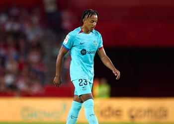 سبورت خياران أمام تشافي لتعويض غياب كوندي عن برشلونة