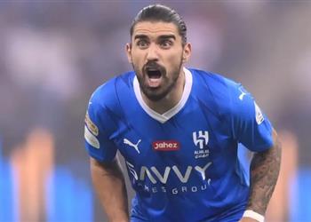 ميرور ناد إنجليزي يرغب في ضم نيفيز من الهلال السعودي مستغل ا أزمة نيوكاسل