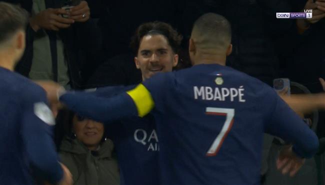 هدف فيتينيا الرائع في مرمي موناكو بعد اسيست من مبابي