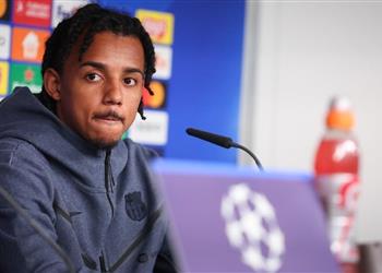 كوندي نريد العودة إلى أفضل نسخة من برشلونة وعلينا ألا نترك مساحة للعب أمام شاختار