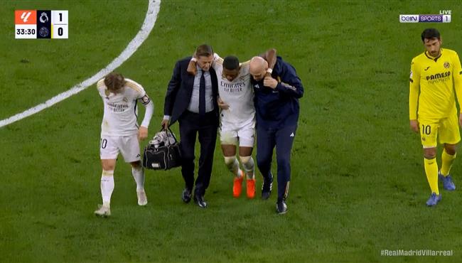 اصابة ديفيد الابا القوية وخروجه في مباراة ريال مدريد وفياريال بالدوري الاسباني